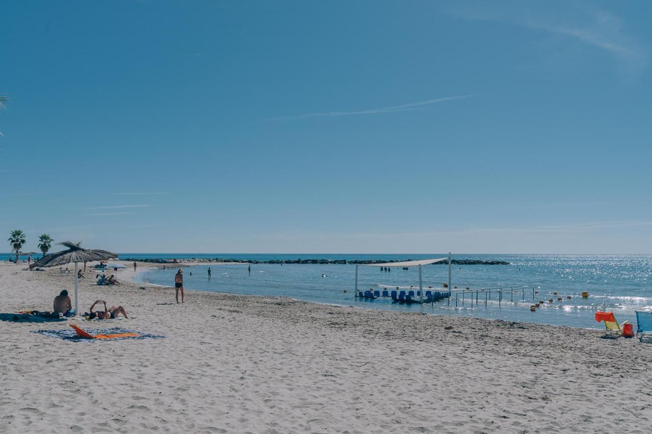 Vivienda Turistica Sunbeach-Xilxes Vt-42192-Cs Buitenkant foto